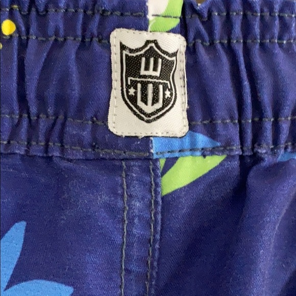 Wes and Willy Hibiscus Swim Trunk - Picture 5 of 5